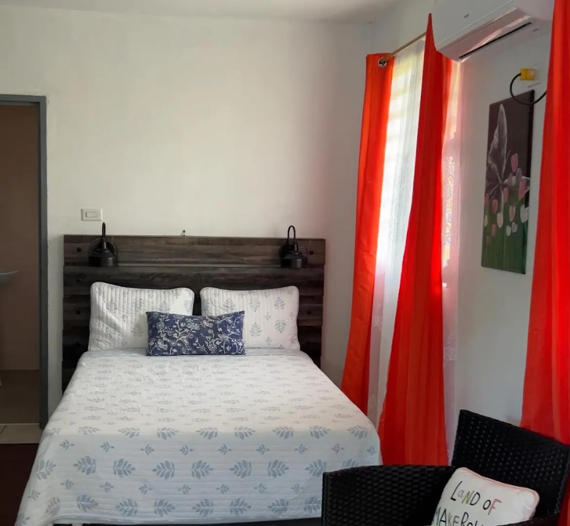 Cattleya Flor Hotel Oranjestad  3*, Oranjestad (Sint Eustatius) Bonaire, Sint Eustatius e Saba