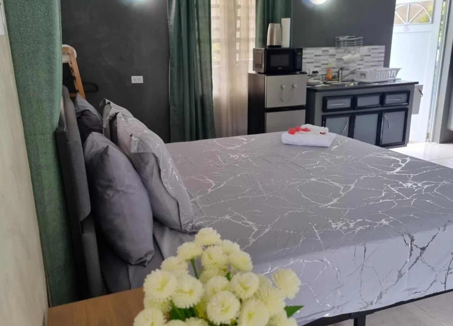 Cattleya Flor Hotel Oranjestad
