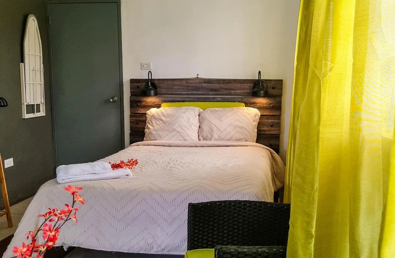 Cattleya Flor Hotel Oranjestad   Oranjestad (Sint Eustatius)